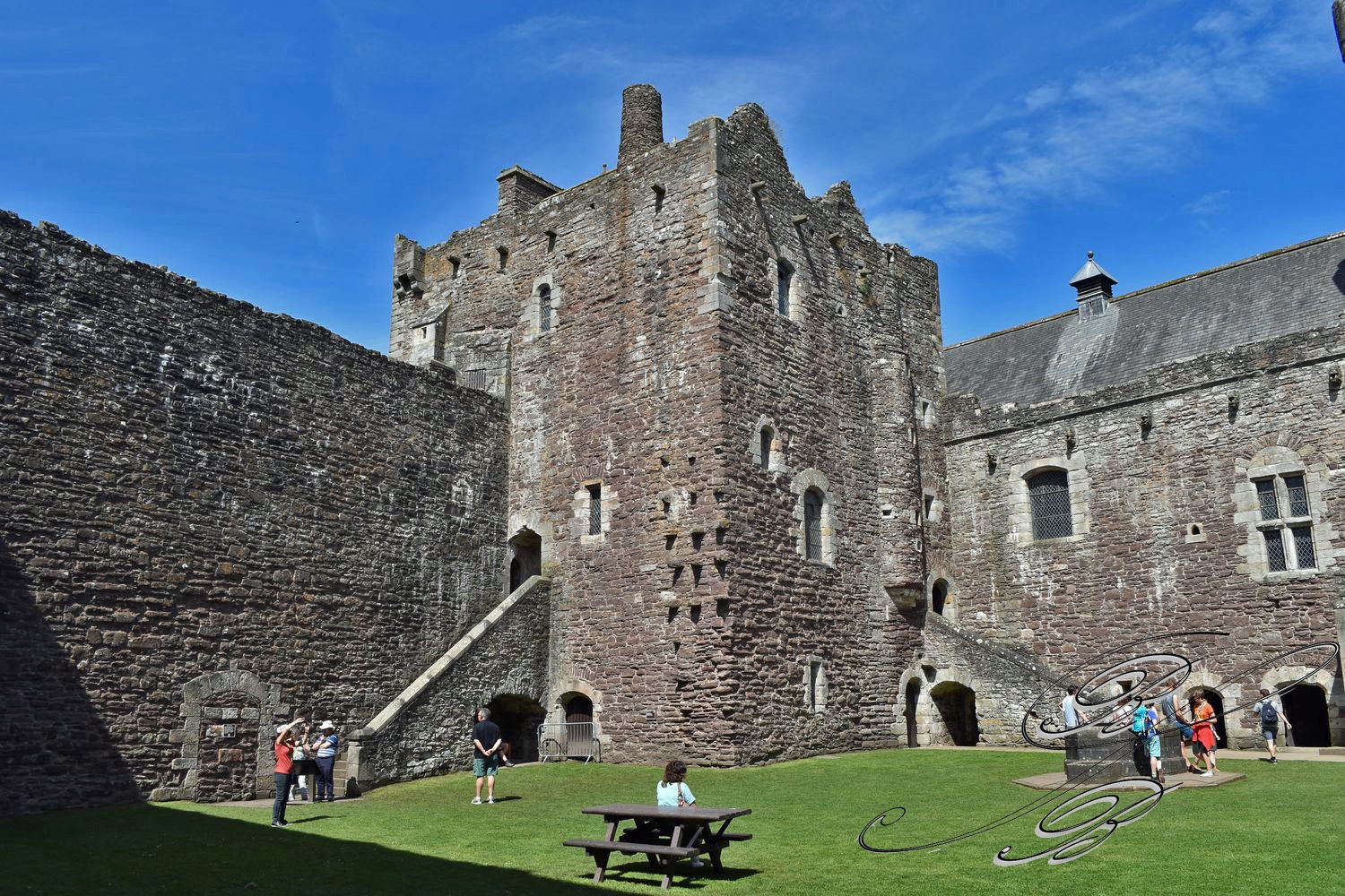 DouneCastle